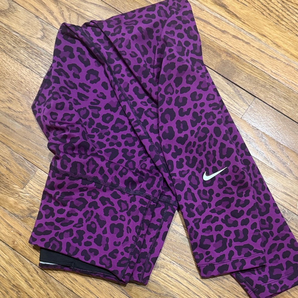 Nike Wild Purple Print Leggings